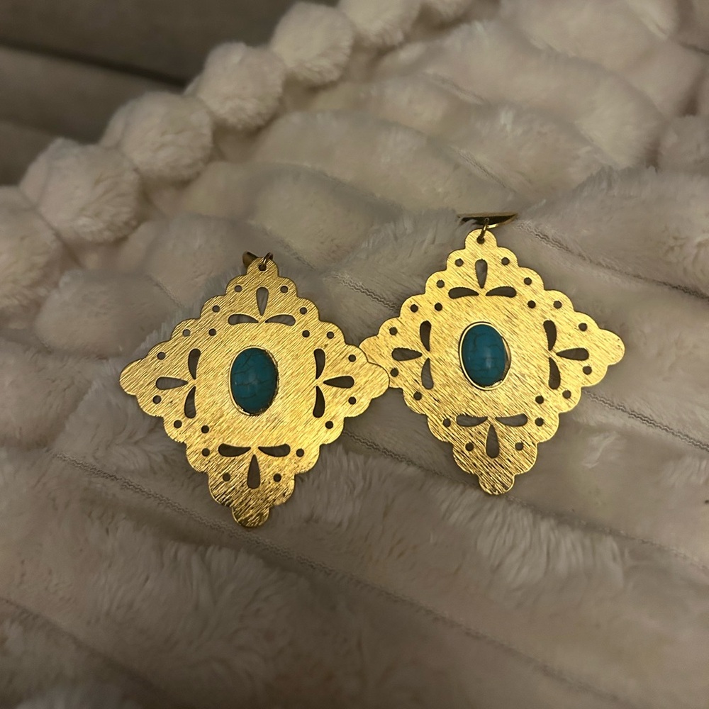 Rombo gold and turquoise earrings.